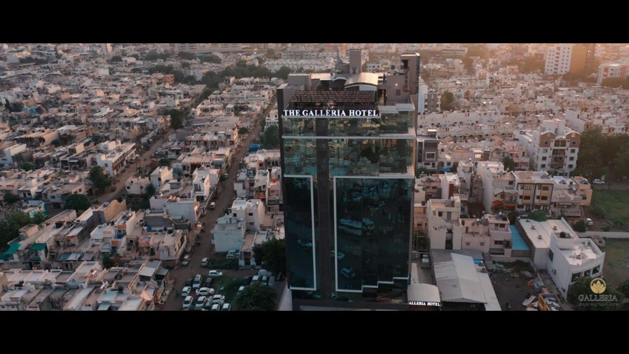 The Galleria Hotel Rajkot Esterno foto